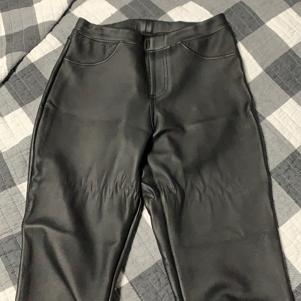 Medium pleather jegging